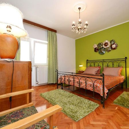 Apartments Nela Poreč Eksteriør bilde